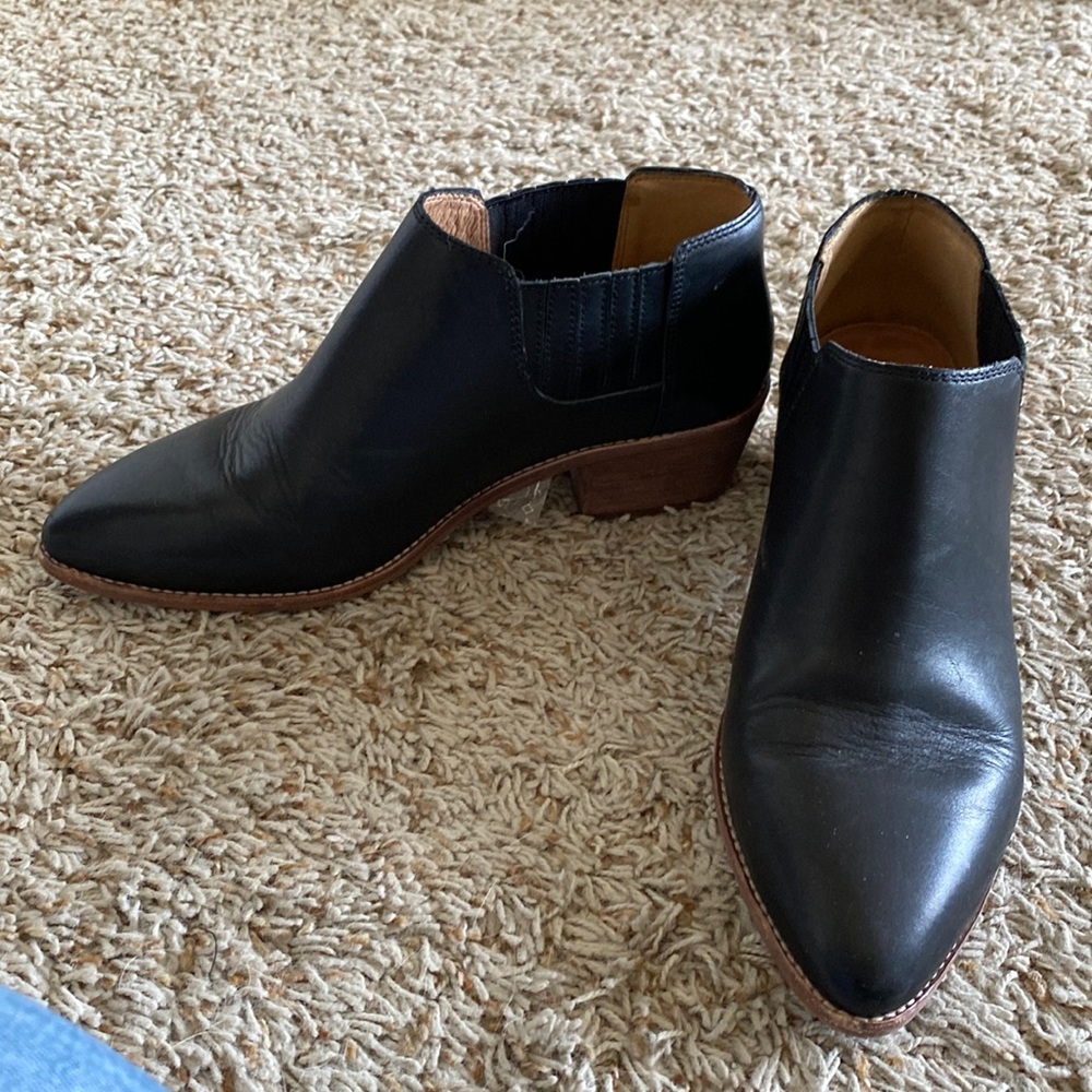 MADEWELL Sonia Lowcut Chelsea Leather Booties 8
